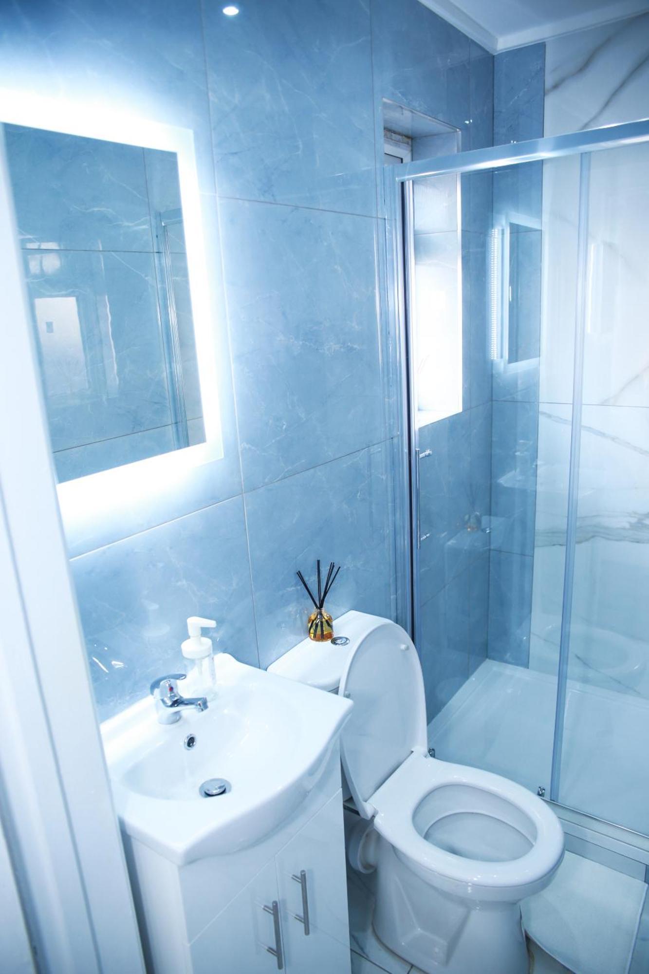 Harrow Luxury Flat With Free Parking. Daire Londra Dış mekan fotoğraf
